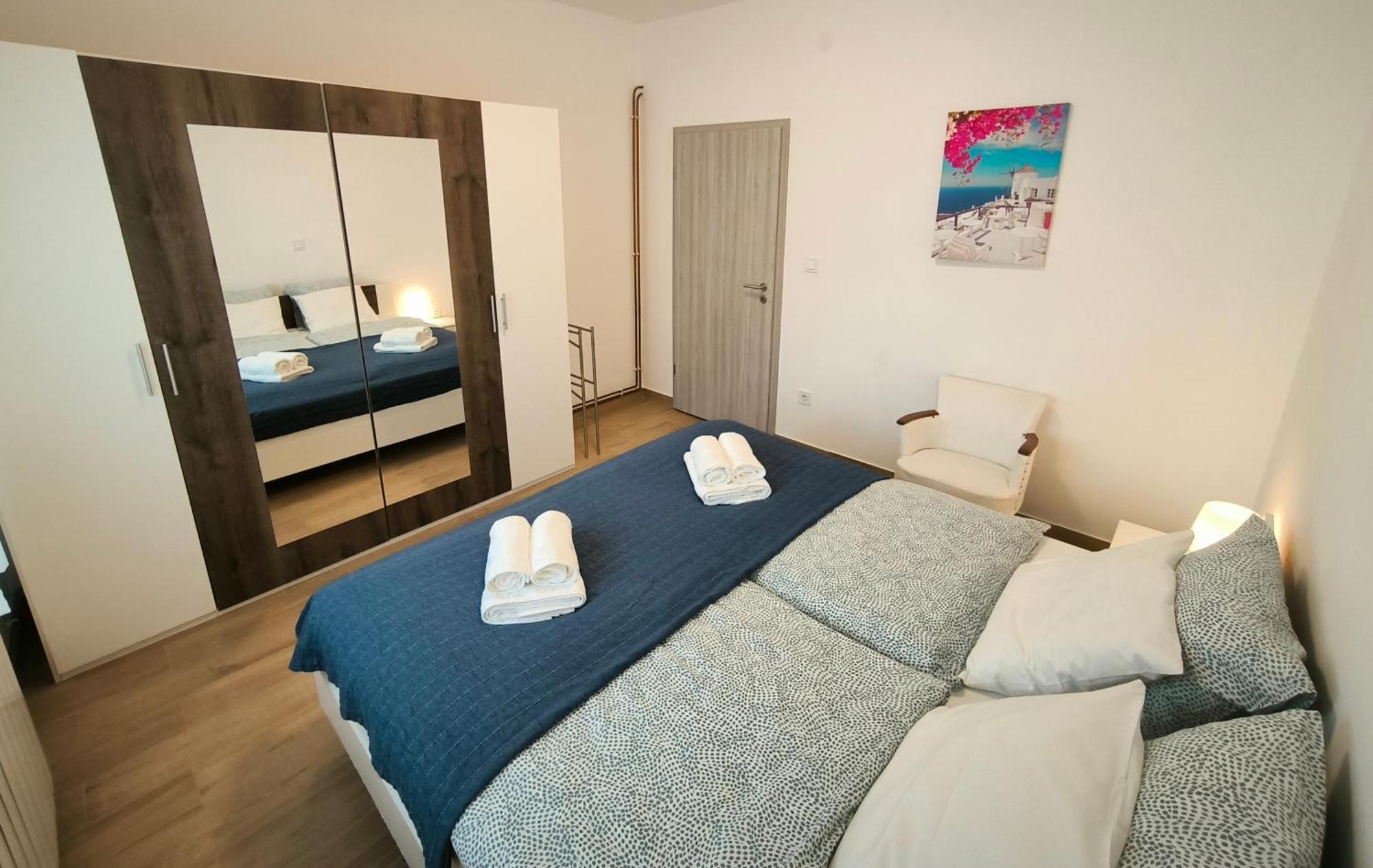 Porec Jadran Apartments Bilik gambar